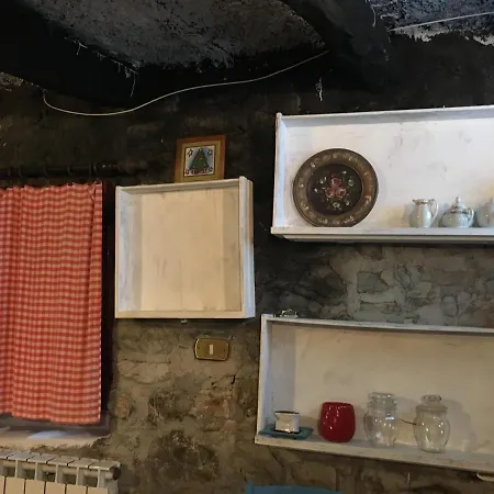 Casetta Varano San Giuseppe Licciana Nardi